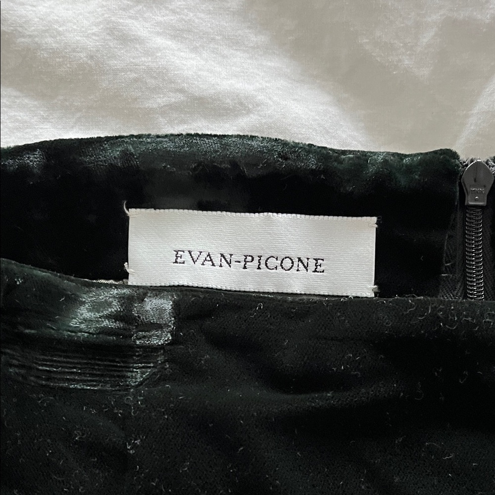 Evan Picone Dark Velvet Skirt fully lined-vintage